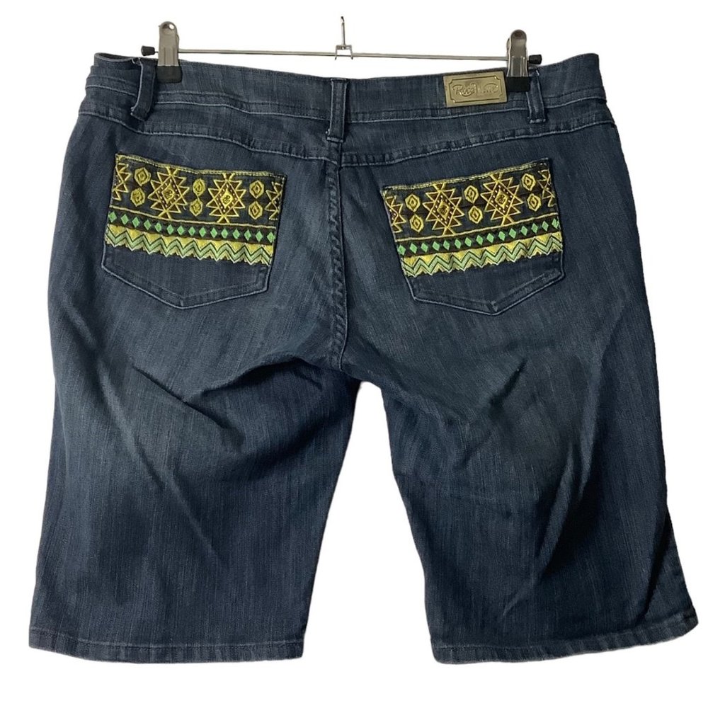ROCAWEAR Denim Jean Shorts Women Size 13 Embroidered‎ Pockets Y2K Stretch